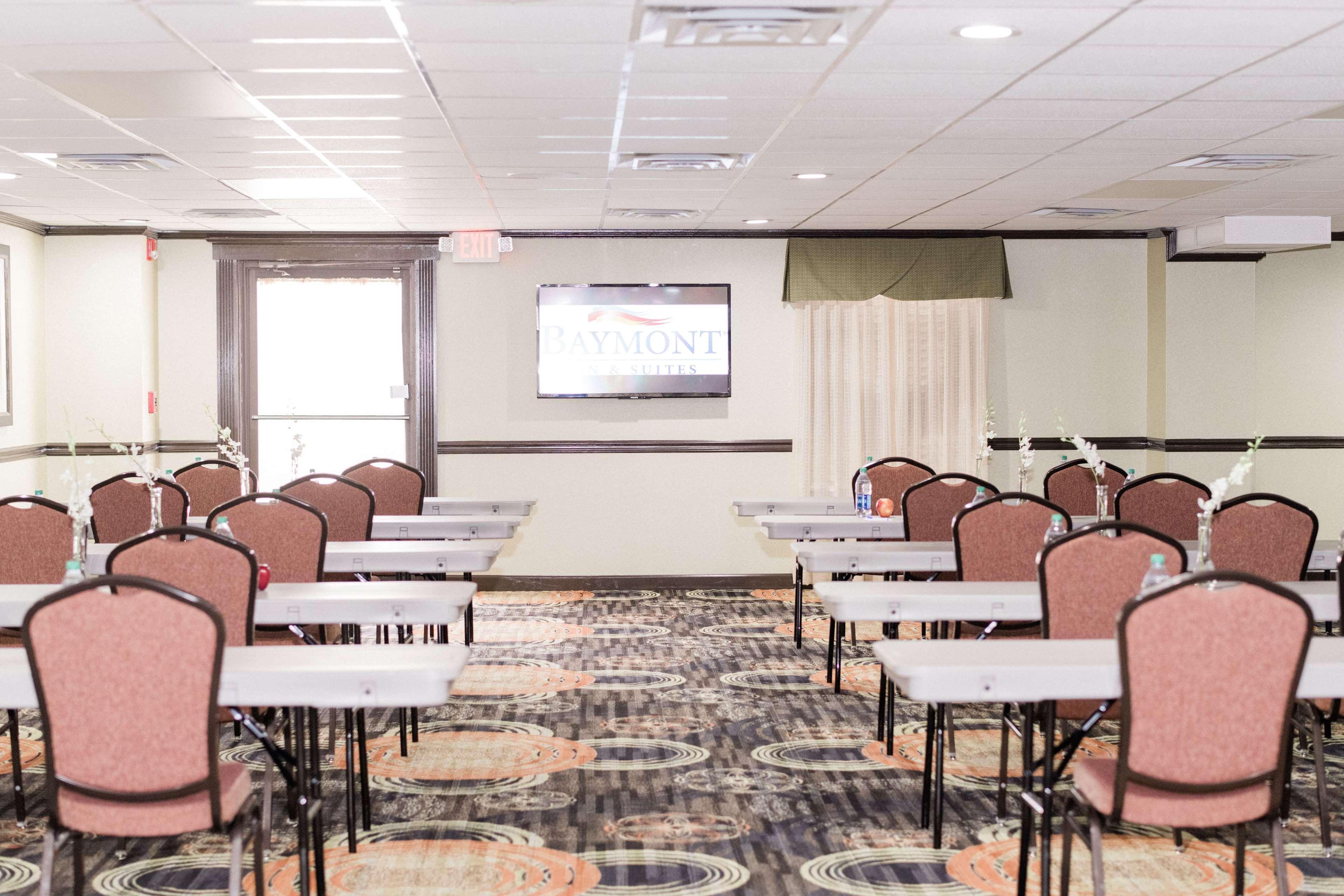 Baymont By Wyndham I-75 Hotel 2*