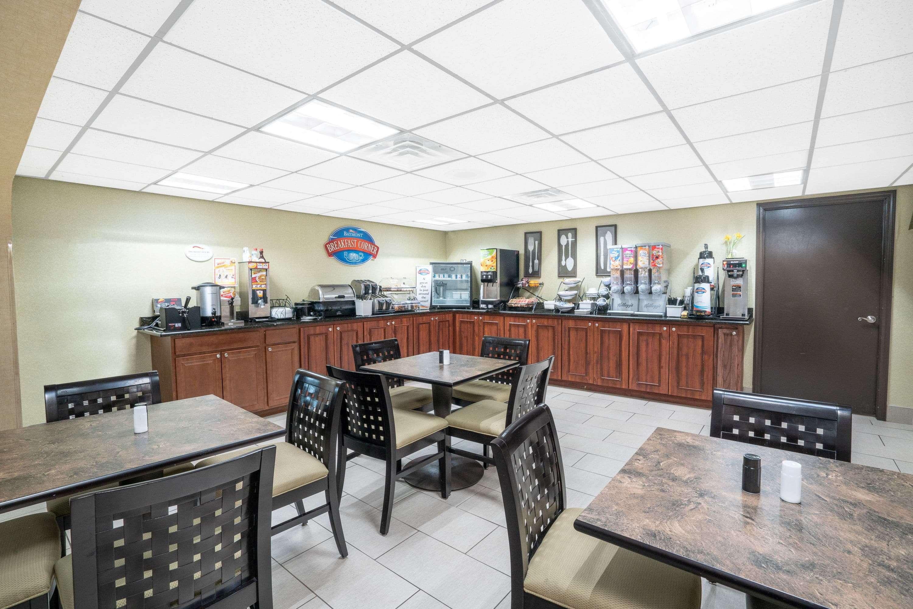 Baymont By Wyndham I-75 Hotel 2*