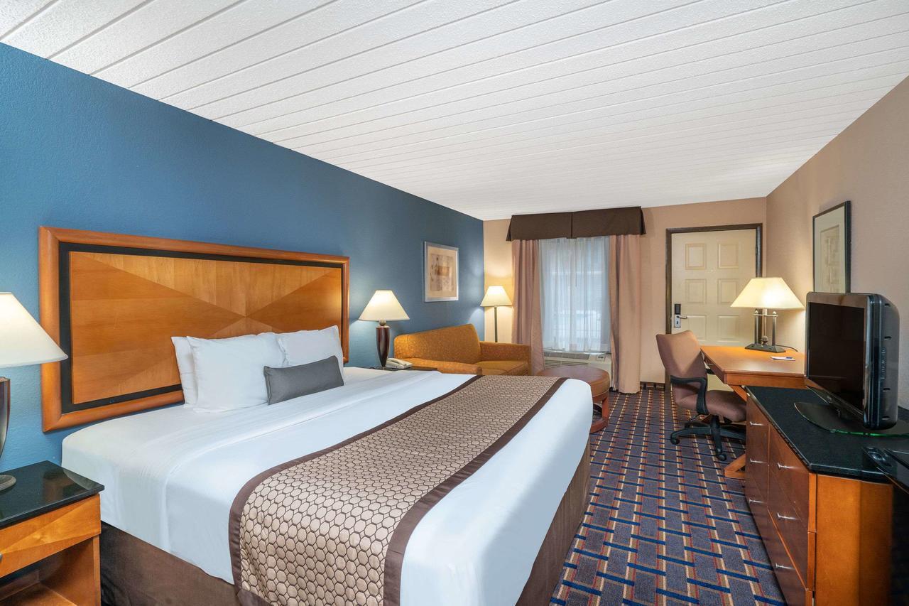 Hotel Baymont By Wyndham I-75