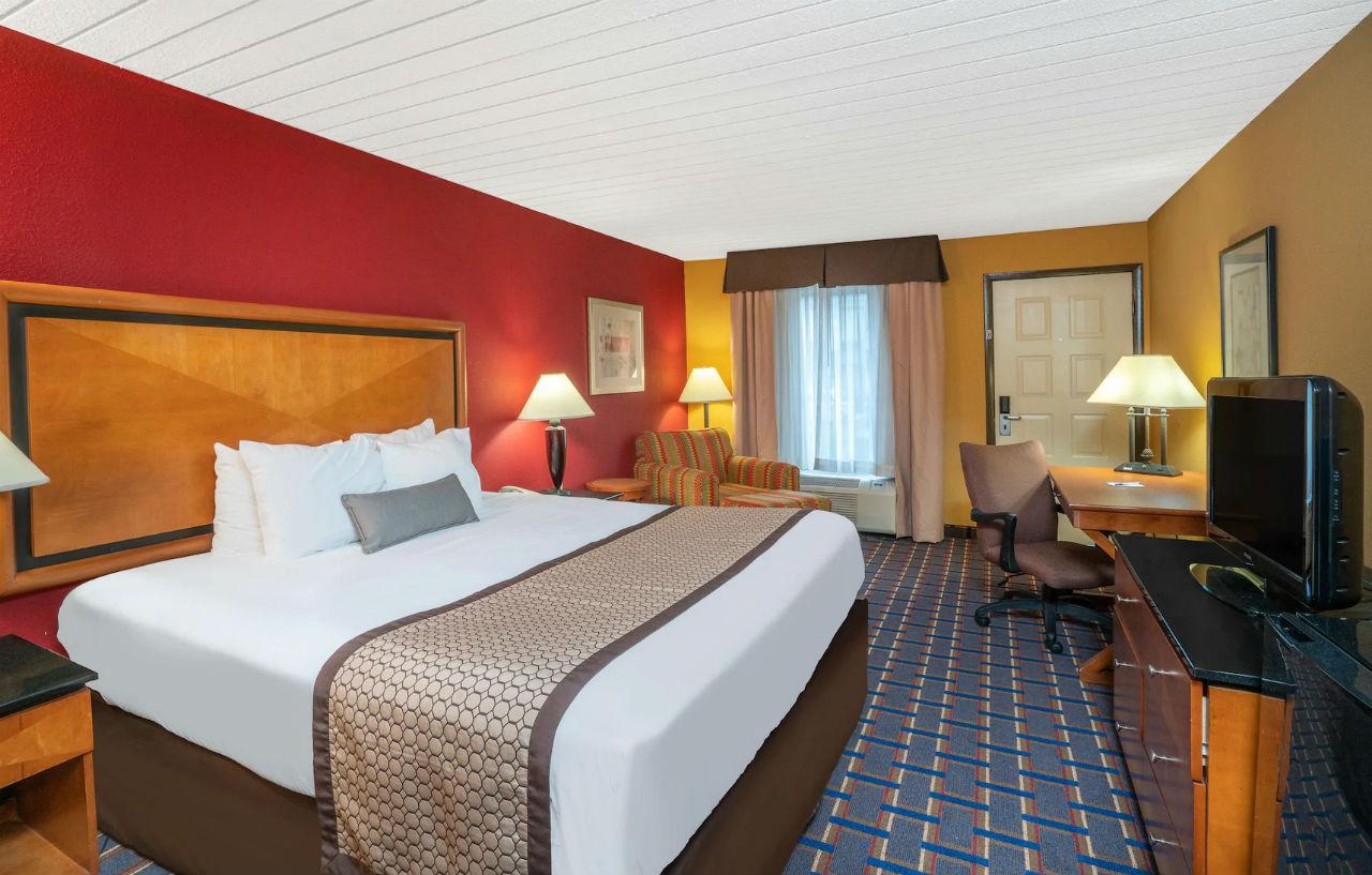 Baymont By Wyndham I-75 Hotel 2*
